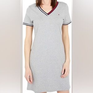 PTP 20" NWT Tommy Hilfiger Gray V-Neck Dress size small